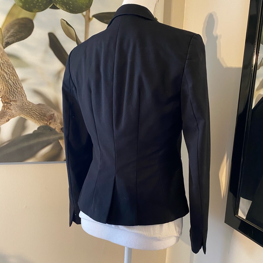 H&M • Blazer - Picture 4 of 7